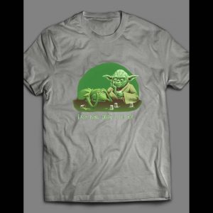 KERMIT THE FROG YODA "EASY BEING GREEN IT IS NOT" PARODY SHIRT