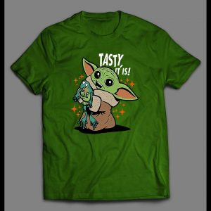 STAR BABY ALIEN "TASTY IT IS!" MOVIE SHIRT