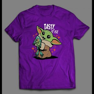 STAR BABY ALIEN "TASTY IT IS!" MOVIE SHIRT