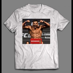 MMA FIGHTER FLEXING HIGH QUALITY SHIRT
