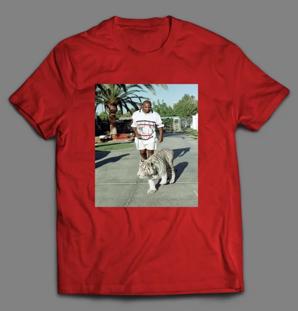 CHAMPION BOXER WALKING HIS TIGER SHIRT