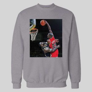 MJ DUNKS ON LEBRON HIGH QUALITY WINTER HOODIE /SWEATSHIRT