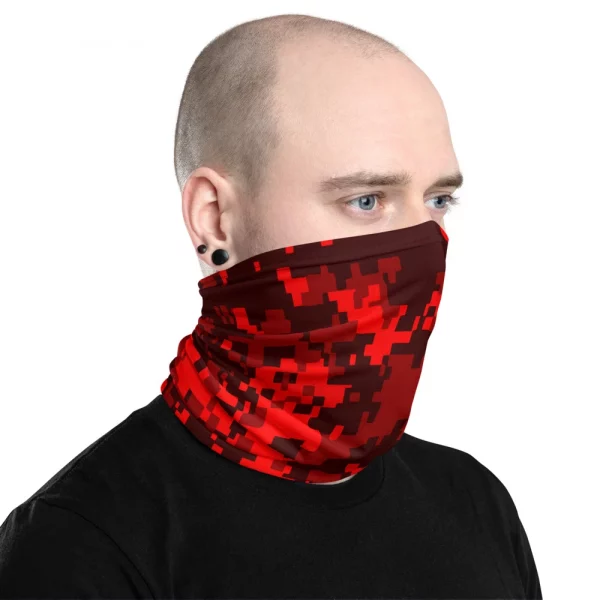 RED DIGITAL CAMO PATTERN NECK GAITER
